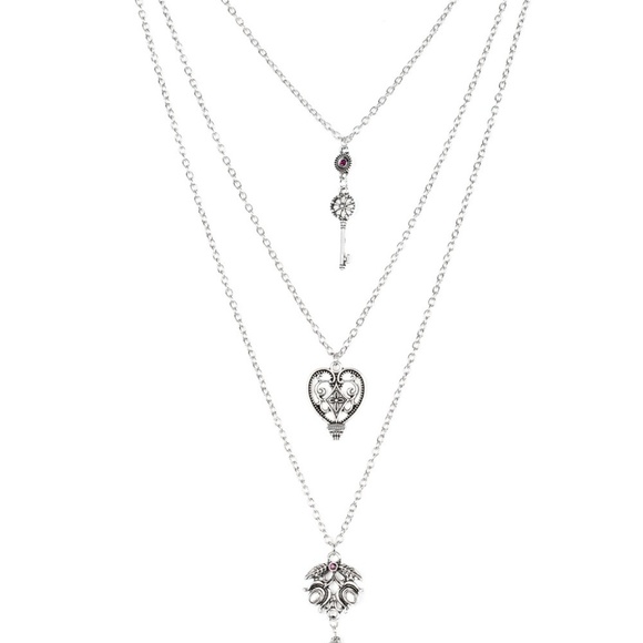 Jewlery - Picture 5 of 8